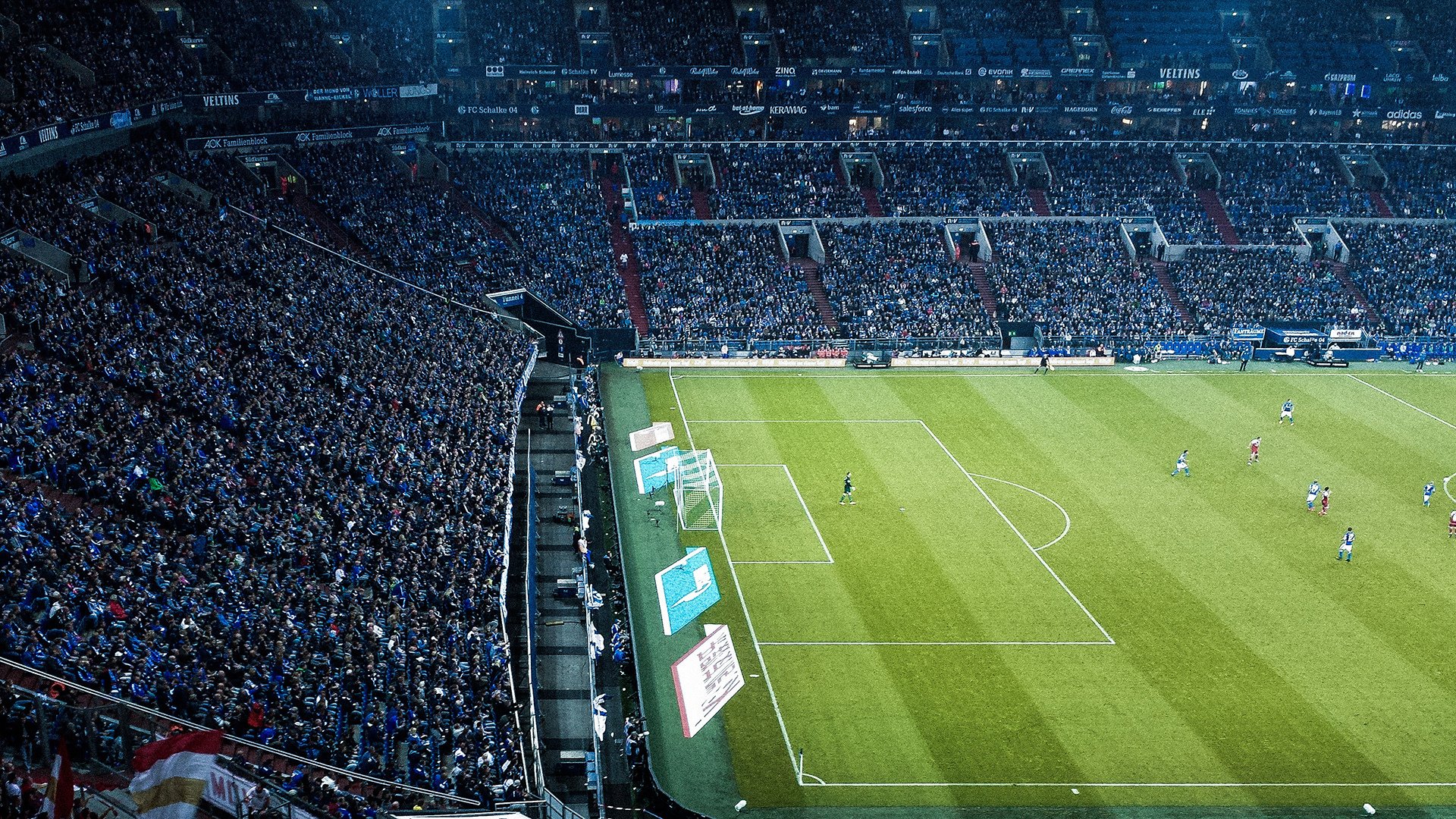 丹麦队逼平斯洛文尼亚，拿到了不败战绩，丹麦球队水平